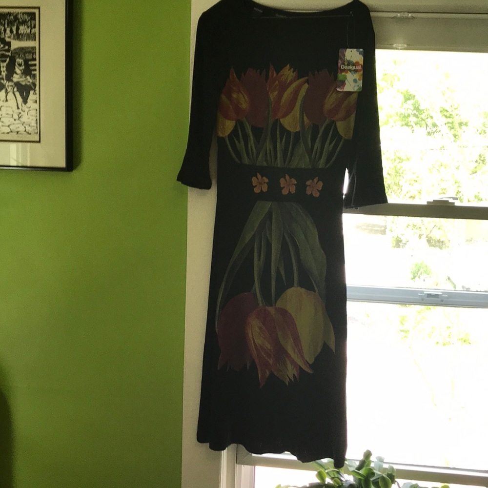 Black with flowers desigual dress size M